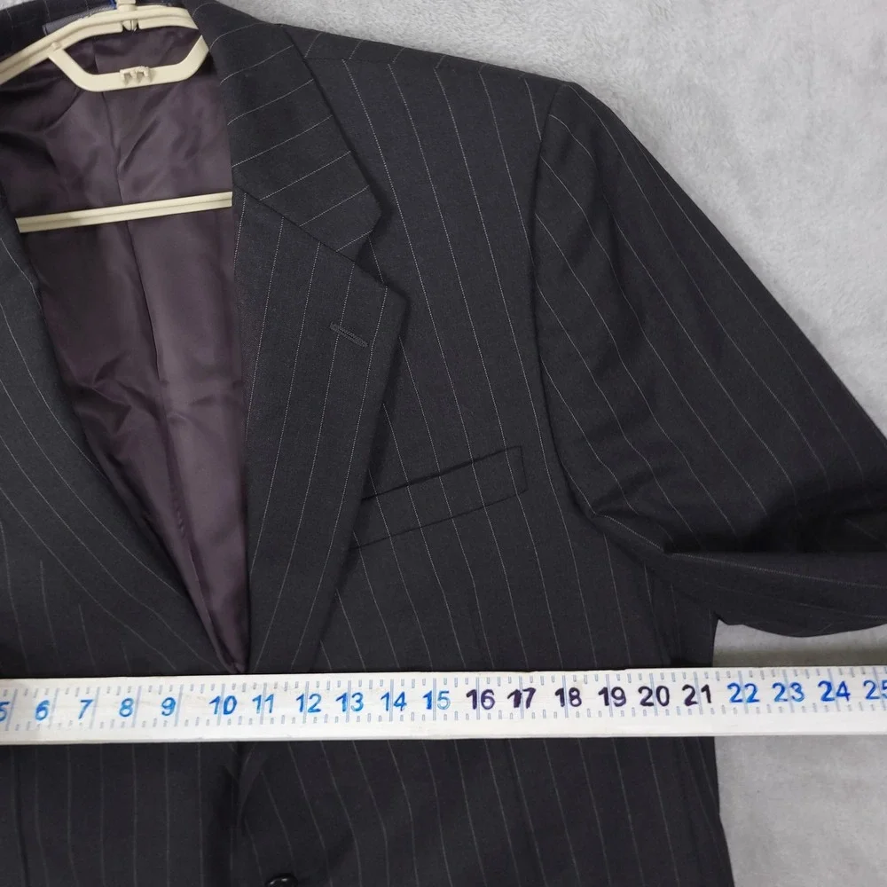 Hickey Freeman Blazer Mens 38R Gray Pinstripe Wool Loro Piana Super 120s USA
